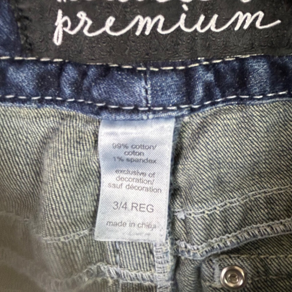 Maurices Premium Jeans Womens 3/4 Embellished Studded Boot Cut Low Rise Denim - Picture 5 of 13
